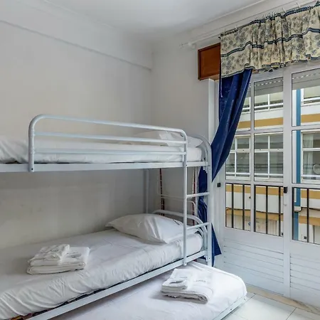 Flh Spacious Lejlighed *