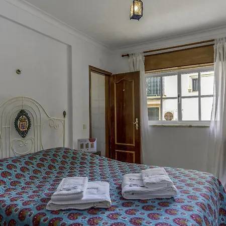 Flh Spacious Lejlighed *
